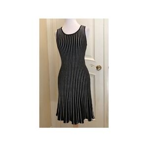 Max Studio Sleeveless Black And White Soft Knit Grid Striped Midi Dress XL